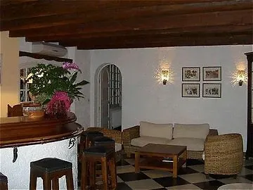 فندق Du Mas De La Feniere
